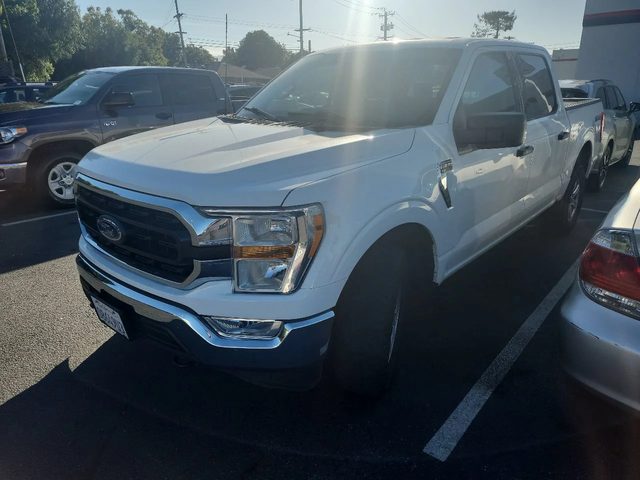 2021 Ford F-150 XLT 4WD photo