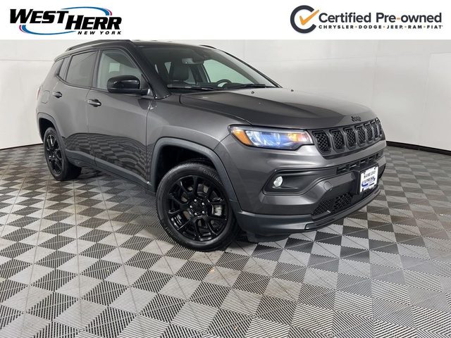 2023 Jeep Compass Altitude 4WD photo