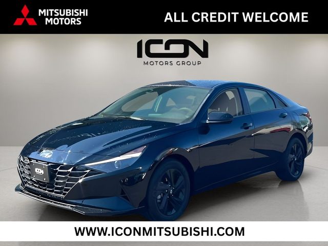 2023 Hyundai Elantra SEL FWD photo