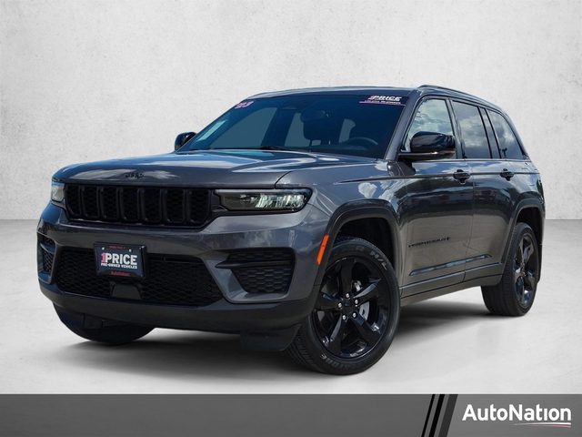 2023 Jeep Grand Cherokee Altitude 4WD photo