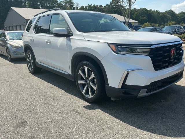 2023 Honda Pilot Elite AWD photo