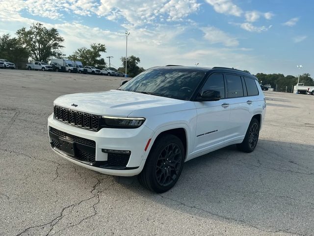 2023 Jeep Grand Cherokee L Summit 4WD photo