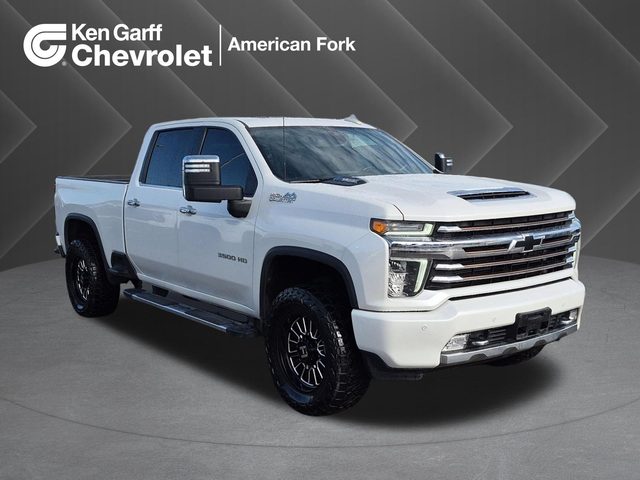 2023 Chevrolet Silverado 3500HD High Country 4WD photo
