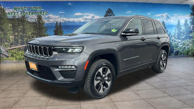 2023 Jeep Grand Cherokee 4WD photo