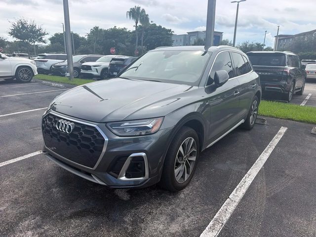 2023 Audi Q5 S line Premium Plus AWD photo