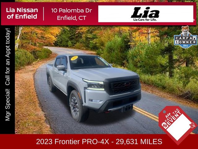 2023 Nissan Frontier PRO-4X 4WD photo