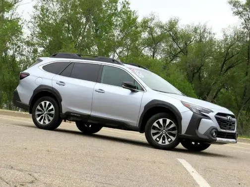 2023 Subaru Outback Limited AWD photo