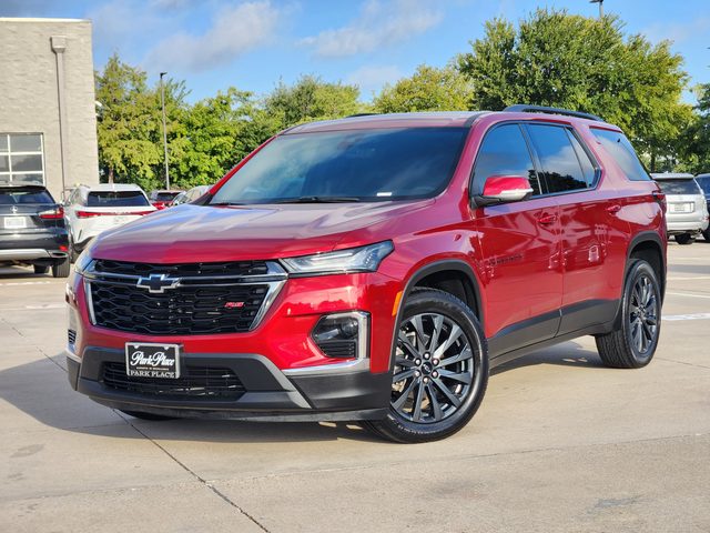 2023 Chevrolet Traverse RS FWD photo
