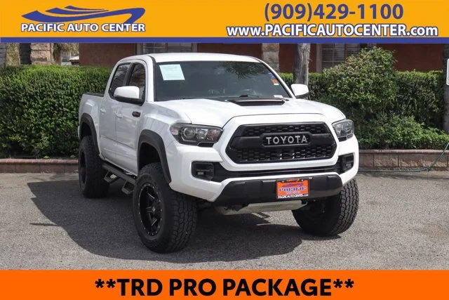 2017 Toyota Tacoma TRD Pro 4WD photo