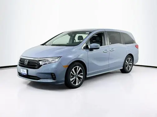 2023 Honda Odyssey Touring FWD photo