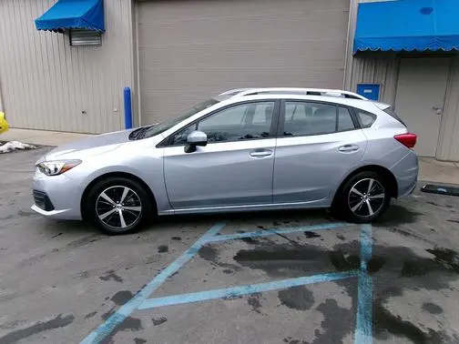2023 Subaru Impreza Premium AWD photo