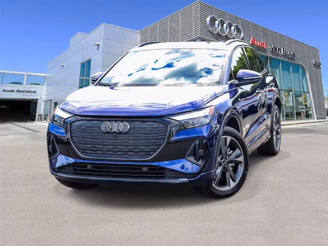 2023 Audi Q4 e-tron Premium AWD photo