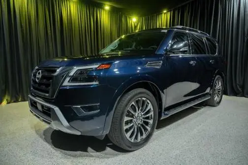 2023 Nissan Armada Platinum 4WD photo