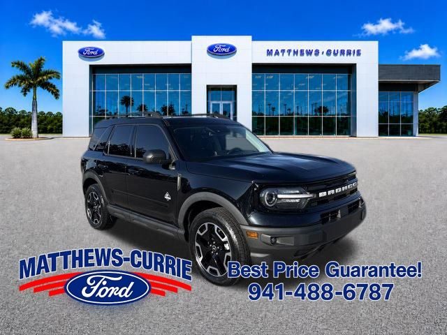 2023 Ford Bronco Sport Outer Banks 4WD photo