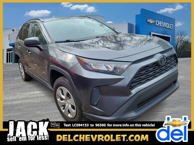 2020 Toyota RAV4 LE AWD photo