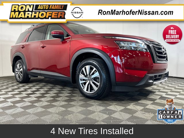 2023 Nissan Pathfinder SL 4WD photo