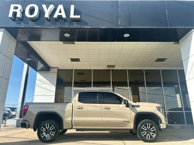 2023 GMC Sierra 1500 AT4 4WD photo
