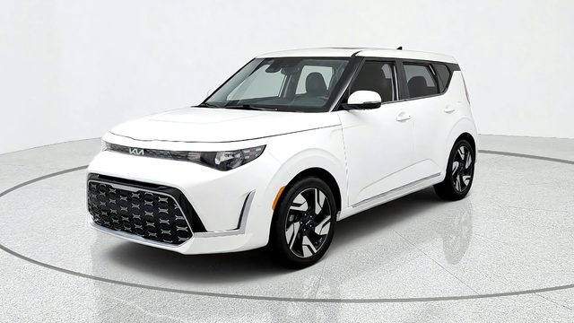 2023 Kia Soul GT-Line FWD photo