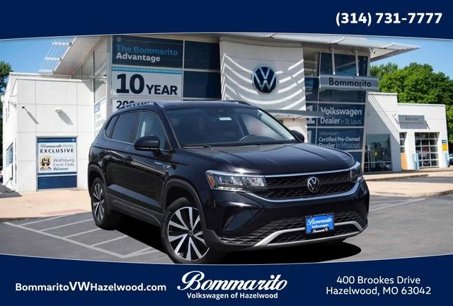 2023 Volkswagen Taos SE AWD photo