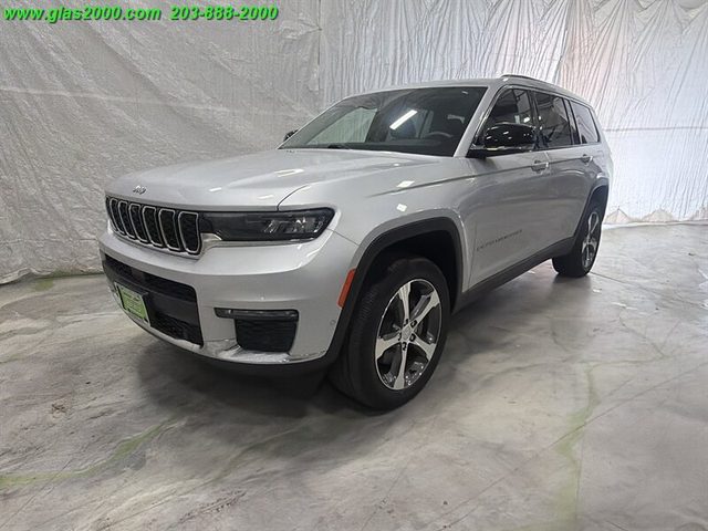 2023 Jeep Grand Cherokee L Limited 4WD photo