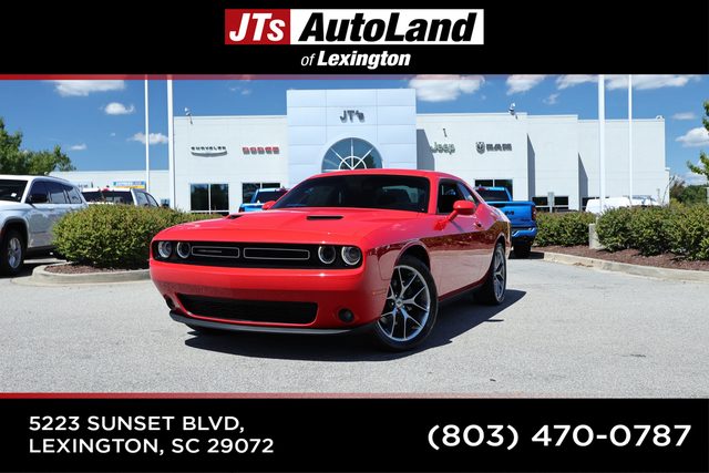 2023 Dodge Challenger SXT RWD photo