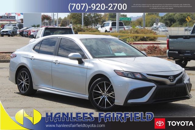 2023 Toyota Camry SE FWD photo