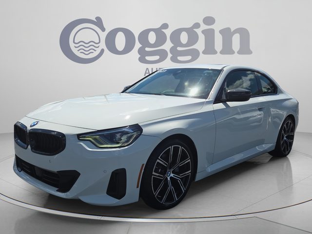 2023 BMW 2 Series 230i RWD photo