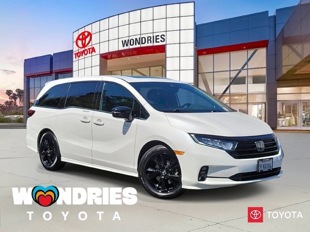 2023 Honda Odyssey Sport FWD photo