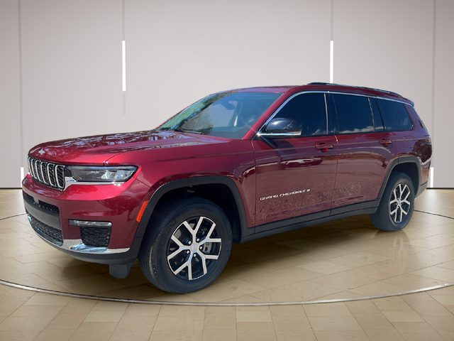 2023 Jeep Grand Cherokee L Limited 4WD photo