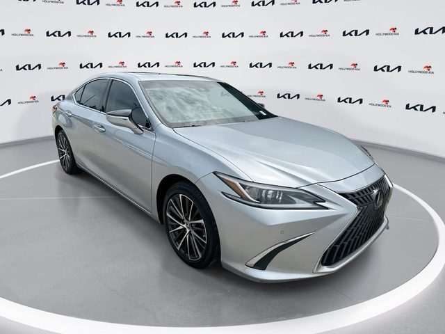2023 Lexus ES ES 350 FWD photo