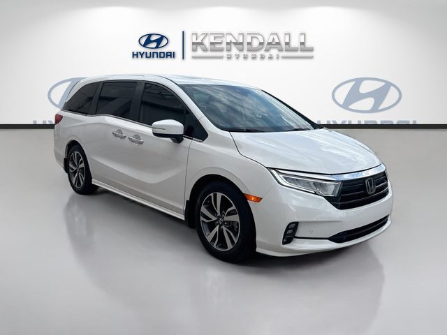 2023 Honda Odyssey Touring FWD photo