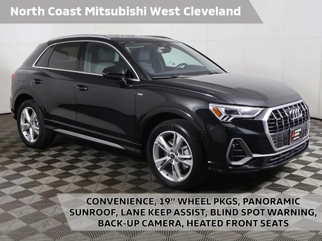 2023 Audi Q3 S line Premium AWD photo