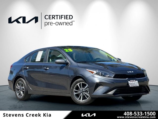 2023 Kia Forte LXS FWD photo