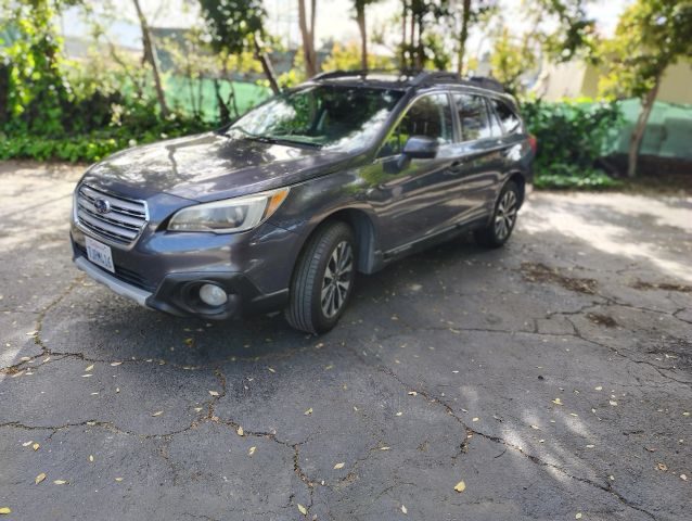 2015 Subaru Outback 2.5i Limited AWD photo