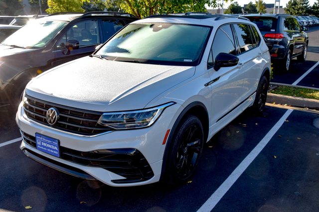2023 Volkswagen Tiguan SE R-Line Black FWD photo