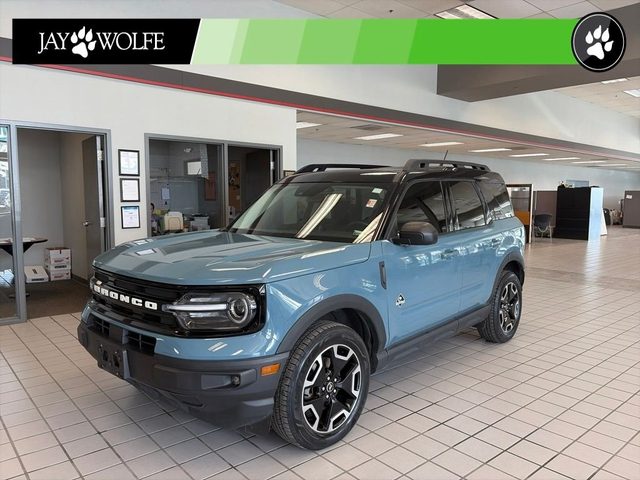 2023 Ford Bronco Sport Outer Banks 4WD photo