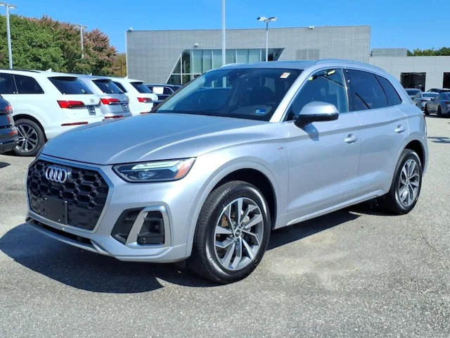 2023 Audi Q5 S line Premium Plus AWD photo