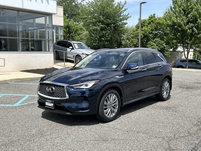 2023 Infiniti QX50 LUXE AWD photo