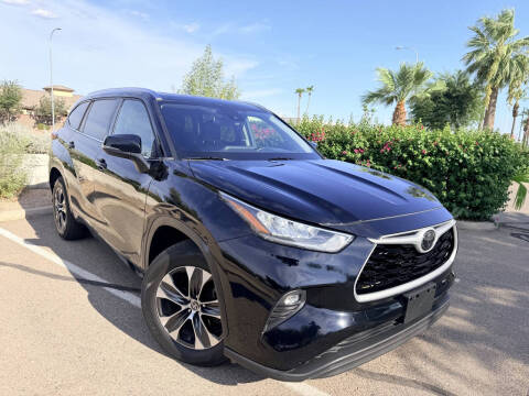 2020 Toyota Highlander XLE FWD photo