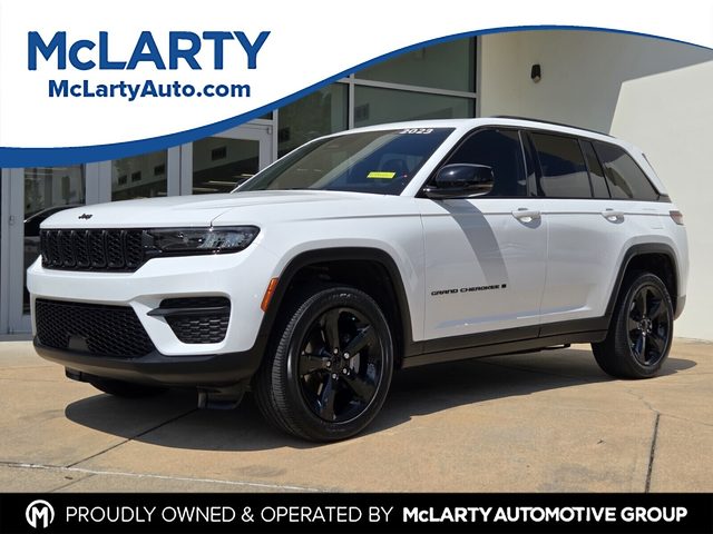 2023 Jeep Grand Cherokee Altitude 4WD photo