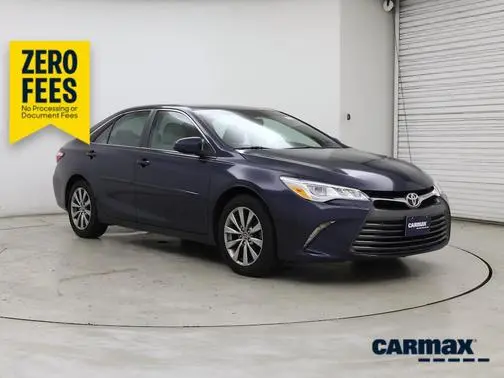 2015 Toyota Camry XLE FWD photo