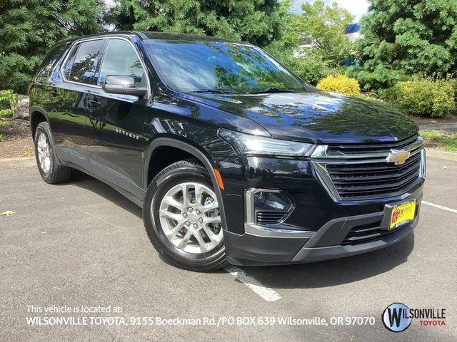 2023 Chevrolet Traverse LS FWD photo