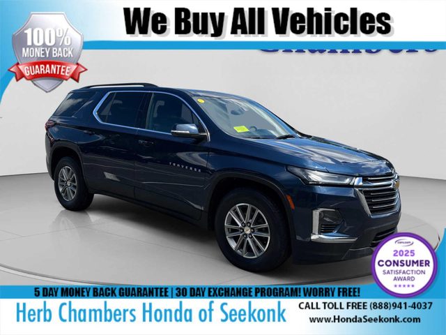 2023 Chevrolet Traverse LT Leather AWD photo