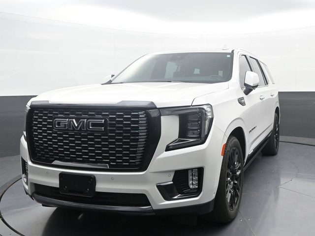 2023 GMC Yukon Denali Ultimate 4WD photo