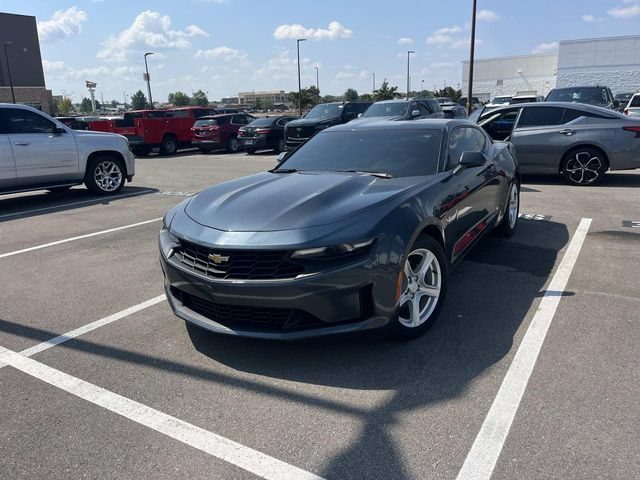 2021 Chevrolet Camaro 1LT RWD photo