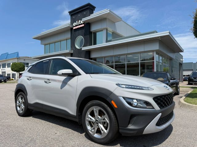 2023 Hyundai Kona SEL FWD photo