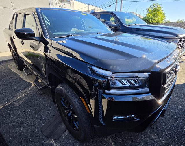 2023 Nissan Frontier SV 4WD photo