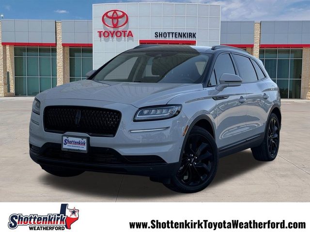 2023 Lincoln Nautilus Reserve FWD photo