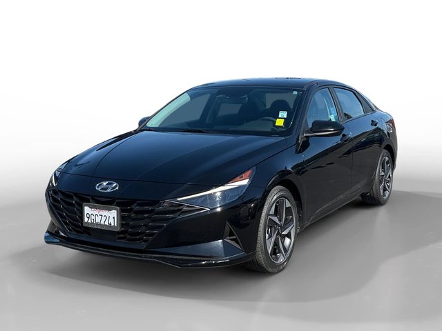 2023 Hyundai Elantra SEL FWD photo
