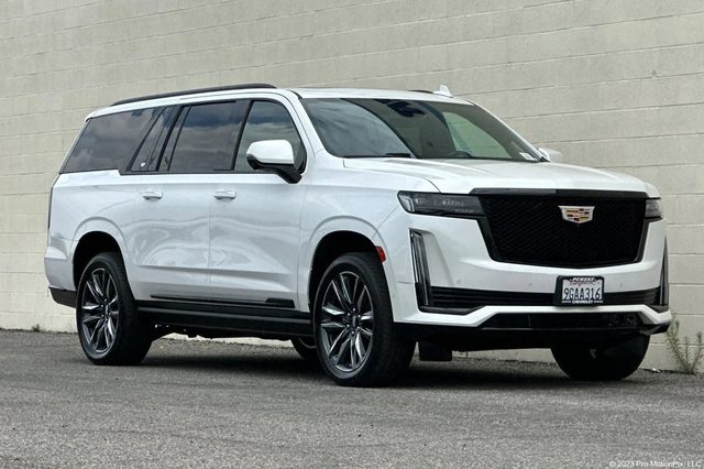2023 Cadillac Escalade ESV 4WD Sport Platinum 4WD photo
